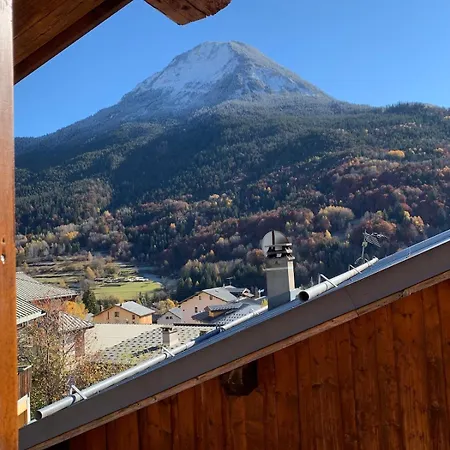 6 People Close To Courchevel Bozel