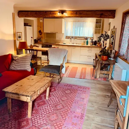 6 People Close To Courchevel * Bozel